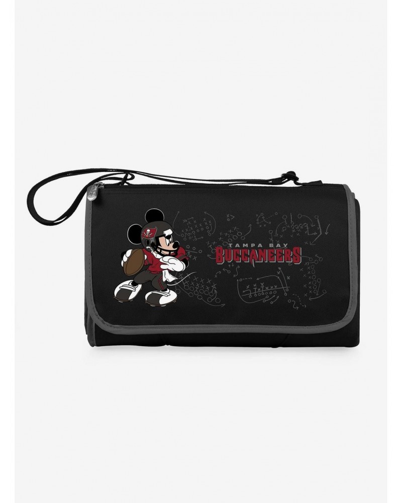 Disney Mickey Mouse NFL TB Buccaneers Outdoor Picnic Blanket $15.37 Blankets